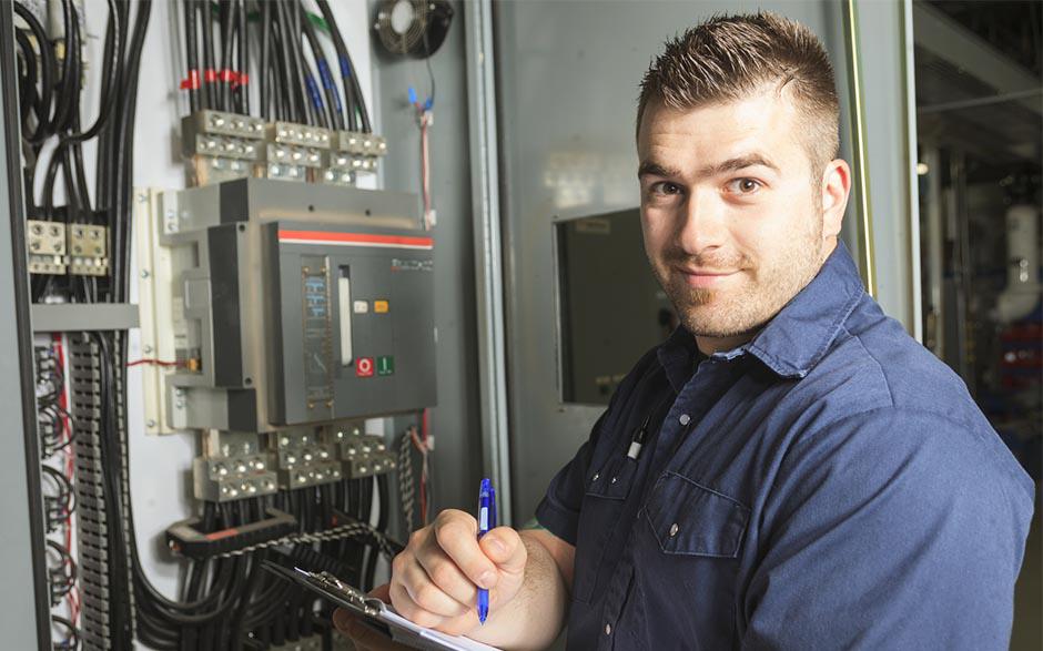 électricien dans le bâtiment Paris 17